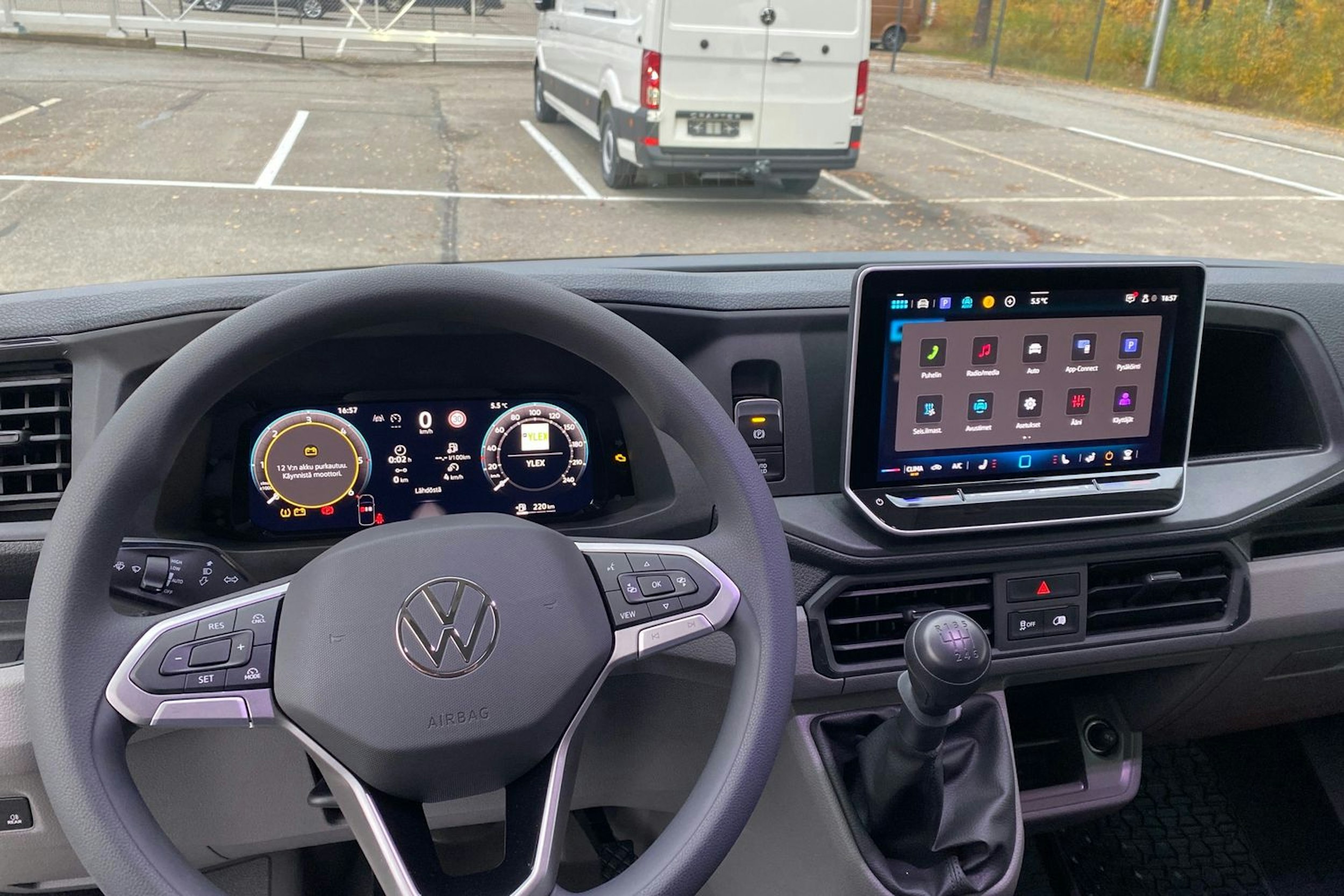 valkoinen Volkswagen Crafter 2025 kuva 9.