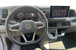Valkoinen Volkswagen CRAFTER 2025 kuva 9.