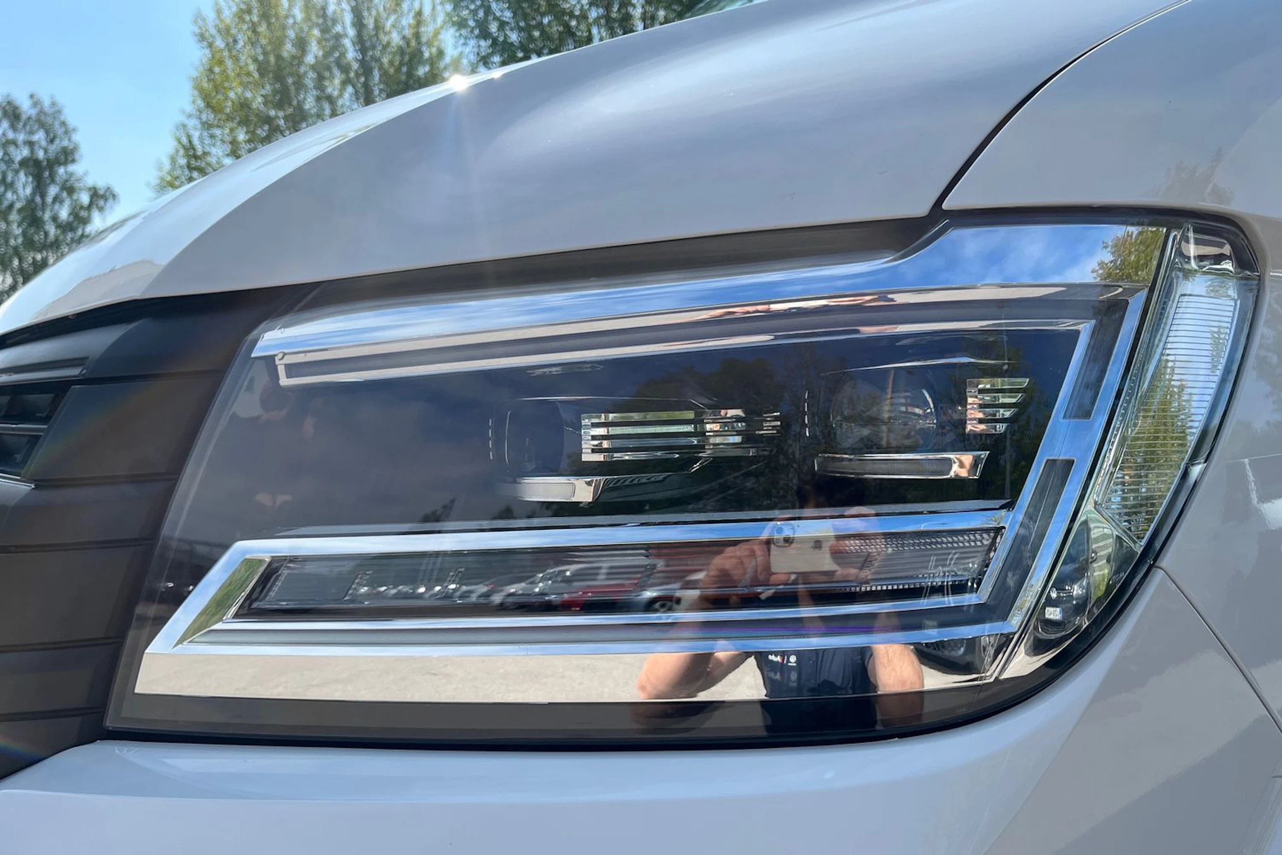 Valkoinen Volkswagen CRAFTER 2025 kuva 16.