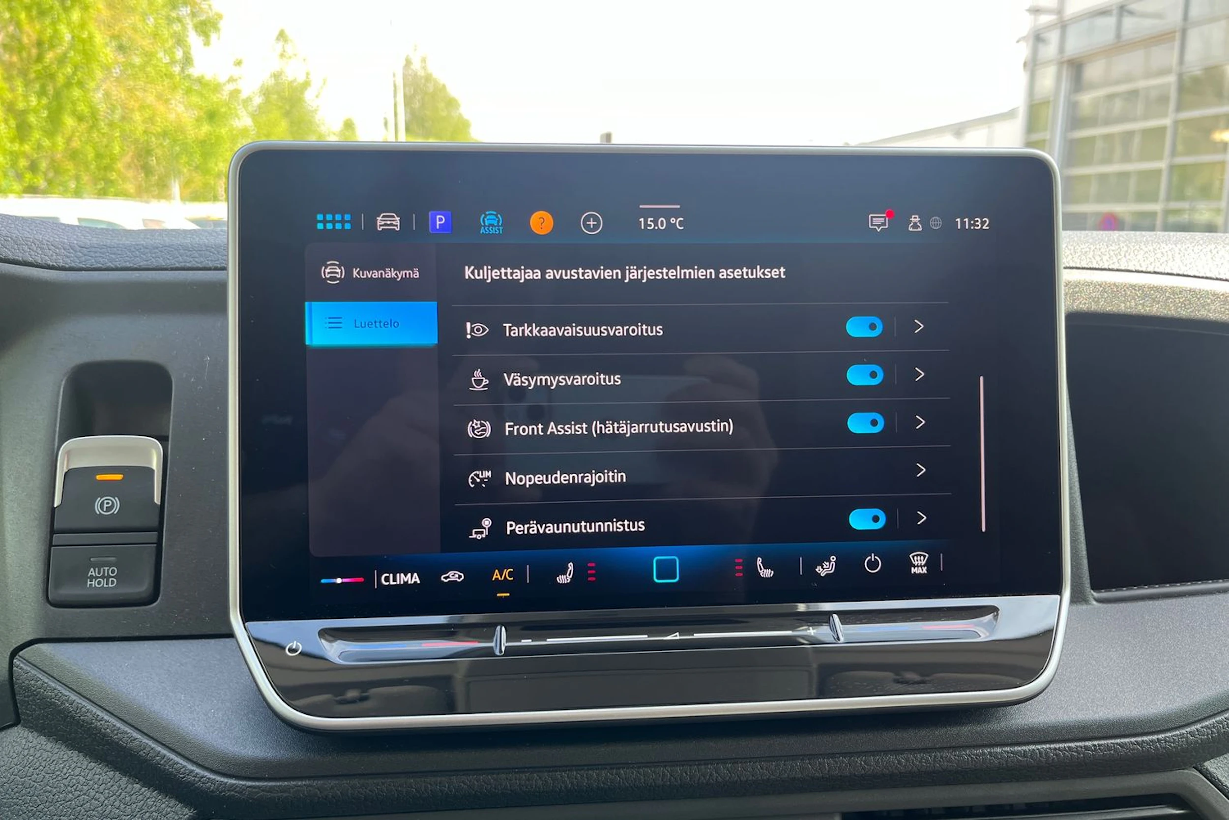 Valkoinen Volkswagen CRAFTER 2025 kuva 19.