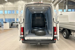 valkoinen Volkswagen Crafter 2025 kuva 12.