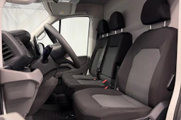 valkoinen Volkswagen Crafter 2025 kuva 18.