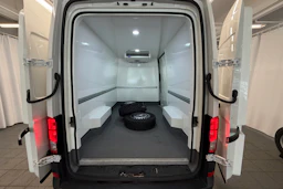 valkoinen Volkswagen Crafter 2025 kuva 19.