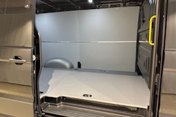 met. musta Volkswagen Crafter 2025 kuva 10.
