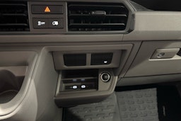 met. musta Volkswagen Crafter 2025 kuva 22.