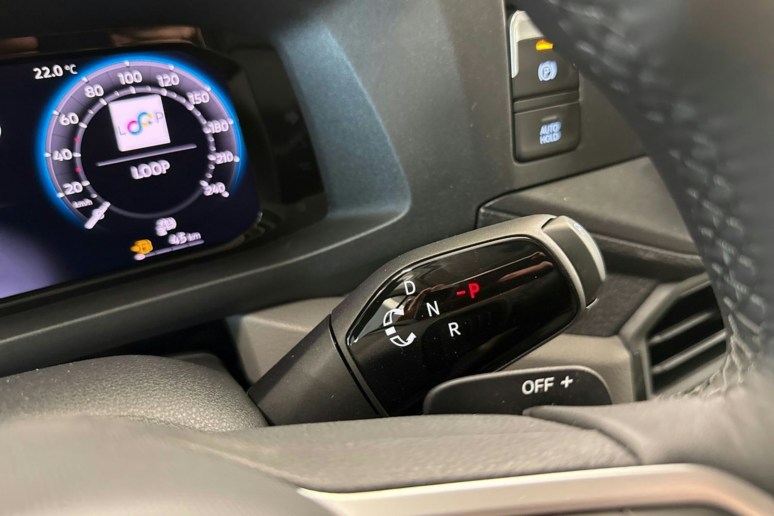 met. musta Volkswagen Crafter 2025 kuva 18.