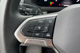 Valkoinen Volkswagen Crafter 2025 kuva 17.