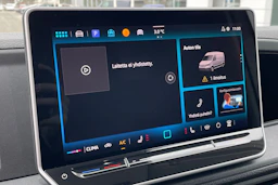 Valkoinen Volkswagen Crafter 2025 kuva 19.