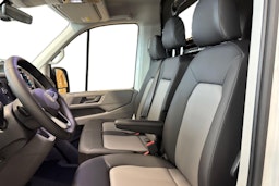 Valkoinen Volkswagen Crafter 2025 kuva 10.