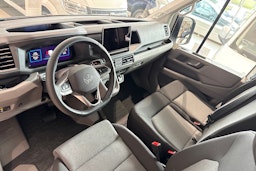 valkoinen Volkswagen Crafter 2025 kuva 6.