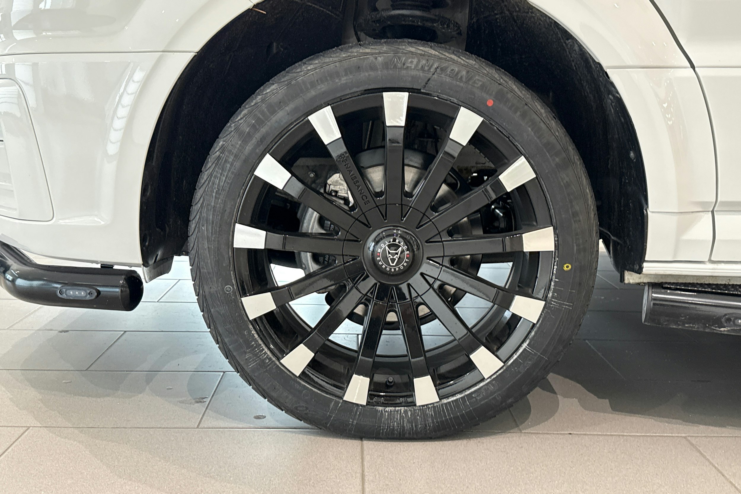 valkoinen Volkswagen Crafter 2025 kuva 9.