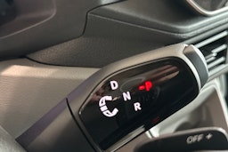 valkoinen Volkswagen Crafter 2025 kuva 26.