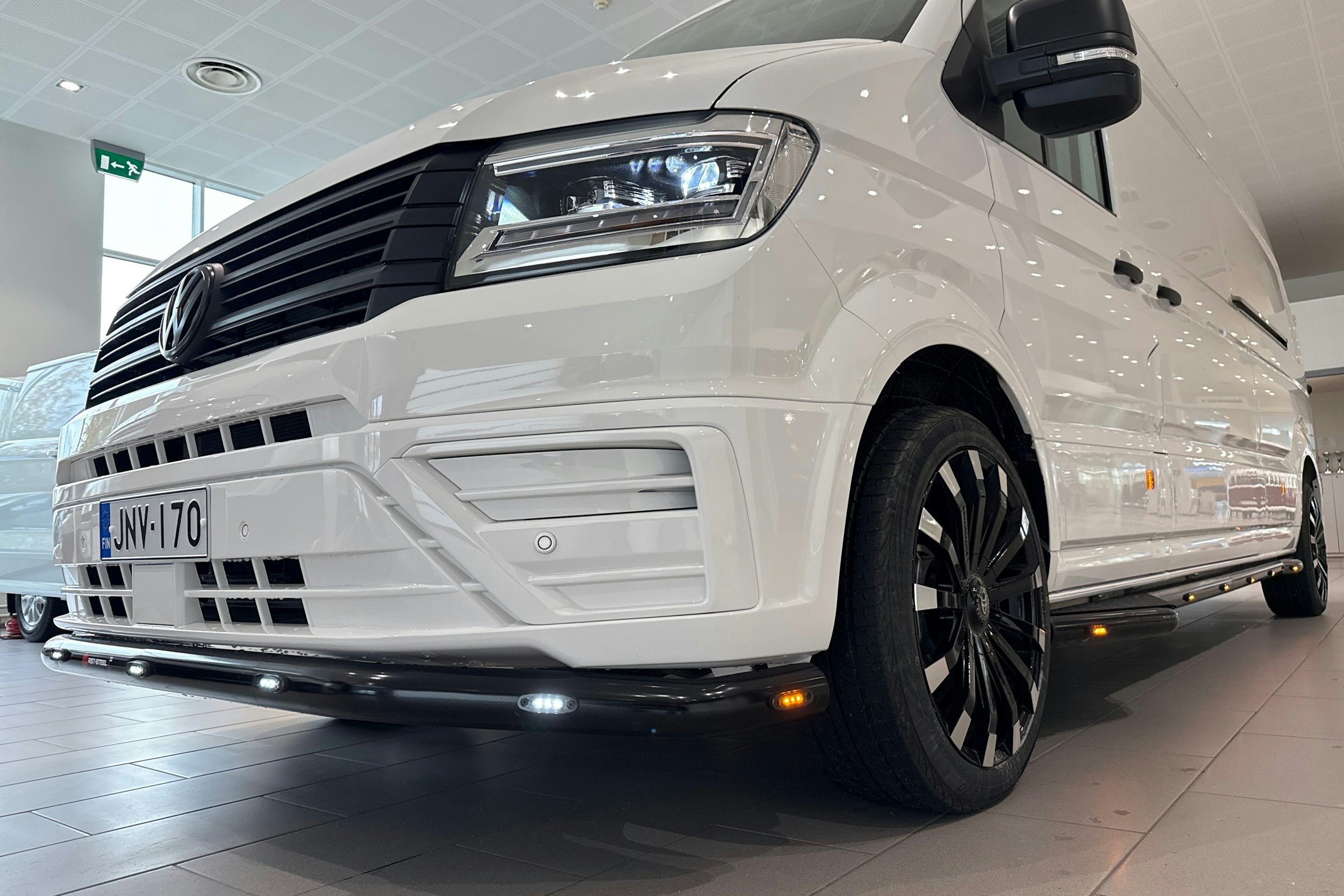 valkoinen Volkswagen Crafter 2025 kuva 29.