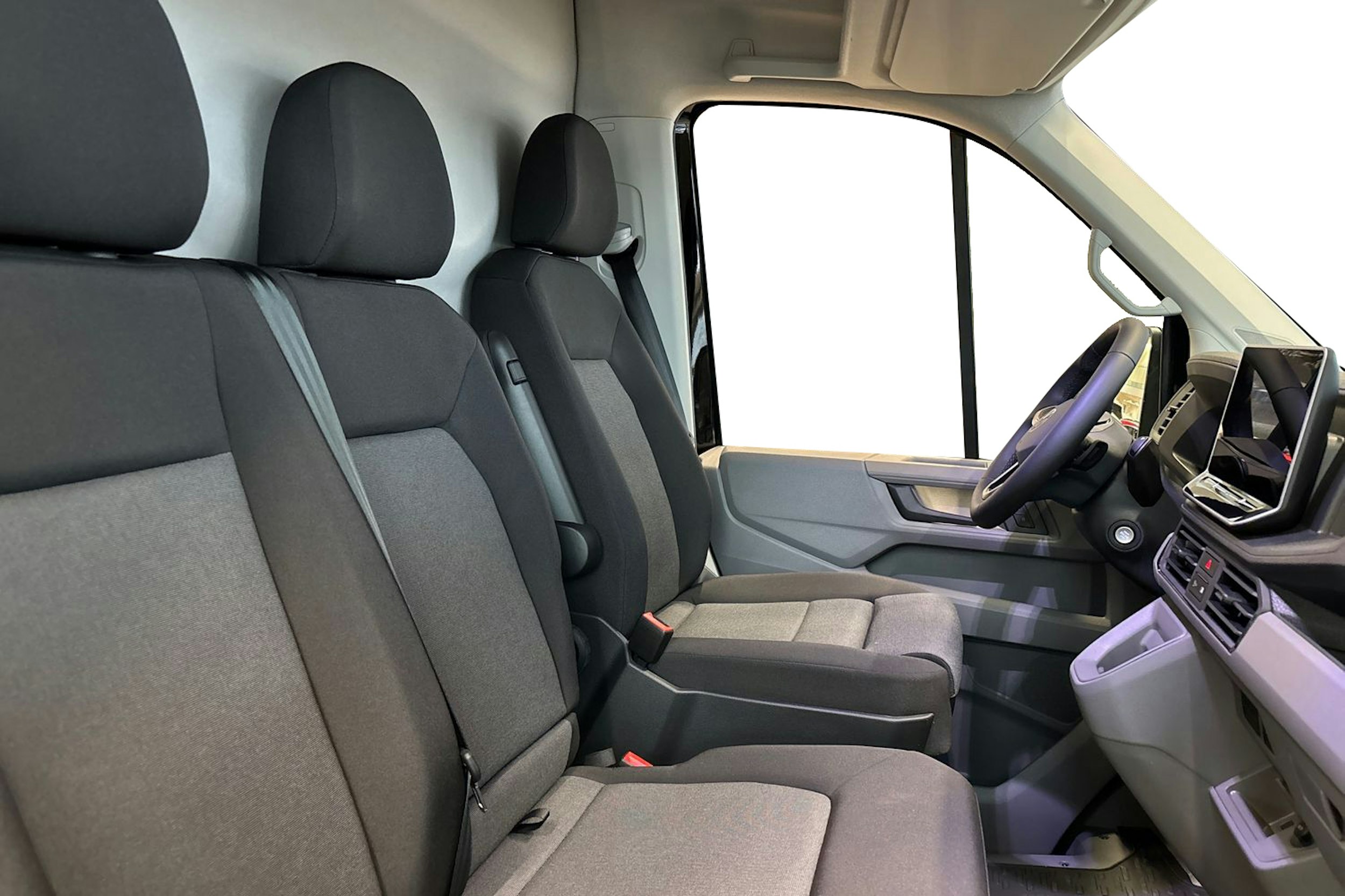 musta Volkswagen Crafter 2025 kuva 11.