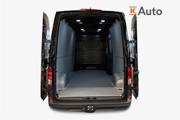 musta Volkswagen Crafter 2025 kuva 14.