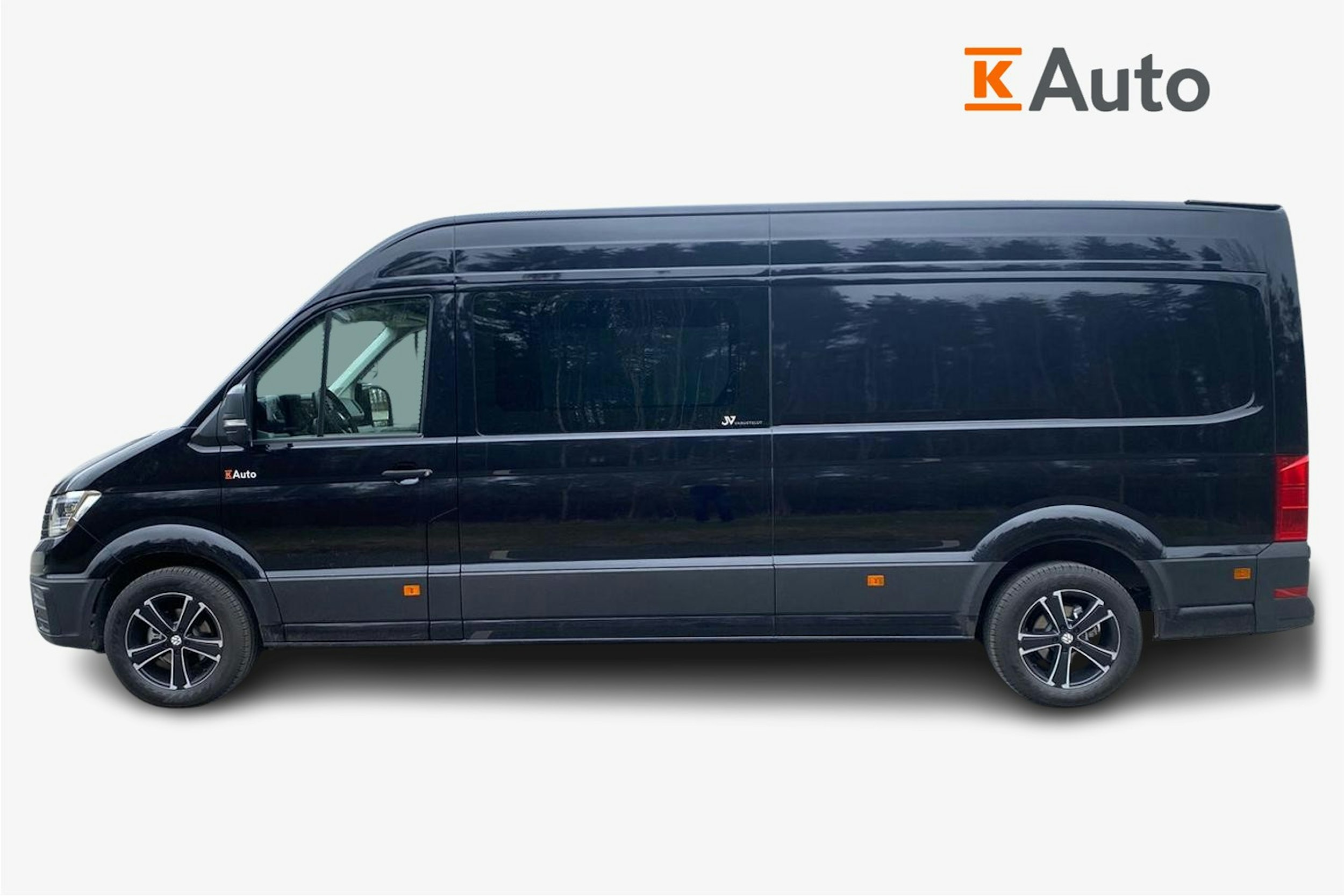 musta Volkswagen Crafter 2025 kuva 7.