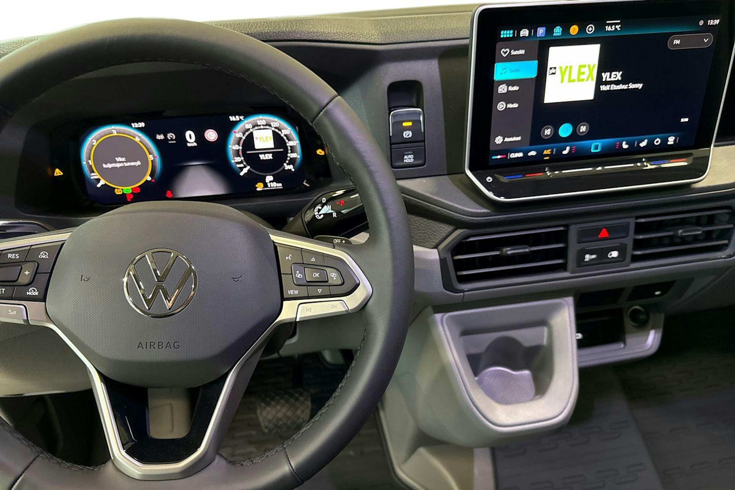 valkoinen Volkswagen Crafter 2025 kuva 9.