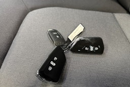 valkoinen Volkswagen Crafter 2025 kuva 15.