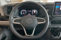 valkoinen Volkswagen Crafter 2025 kuva 13.