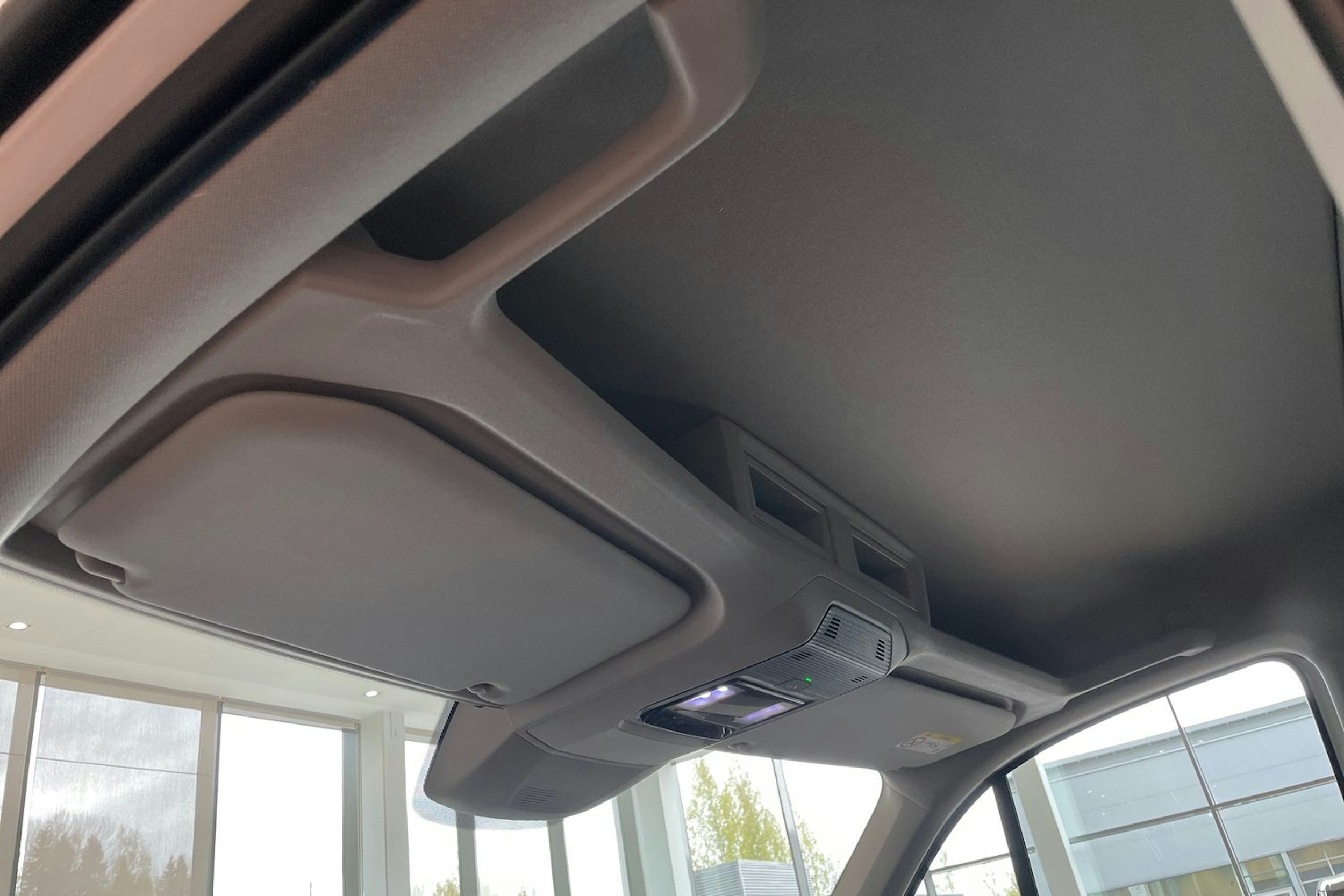 valkoinen Volkswagen Crafter 2025 kuva 15.