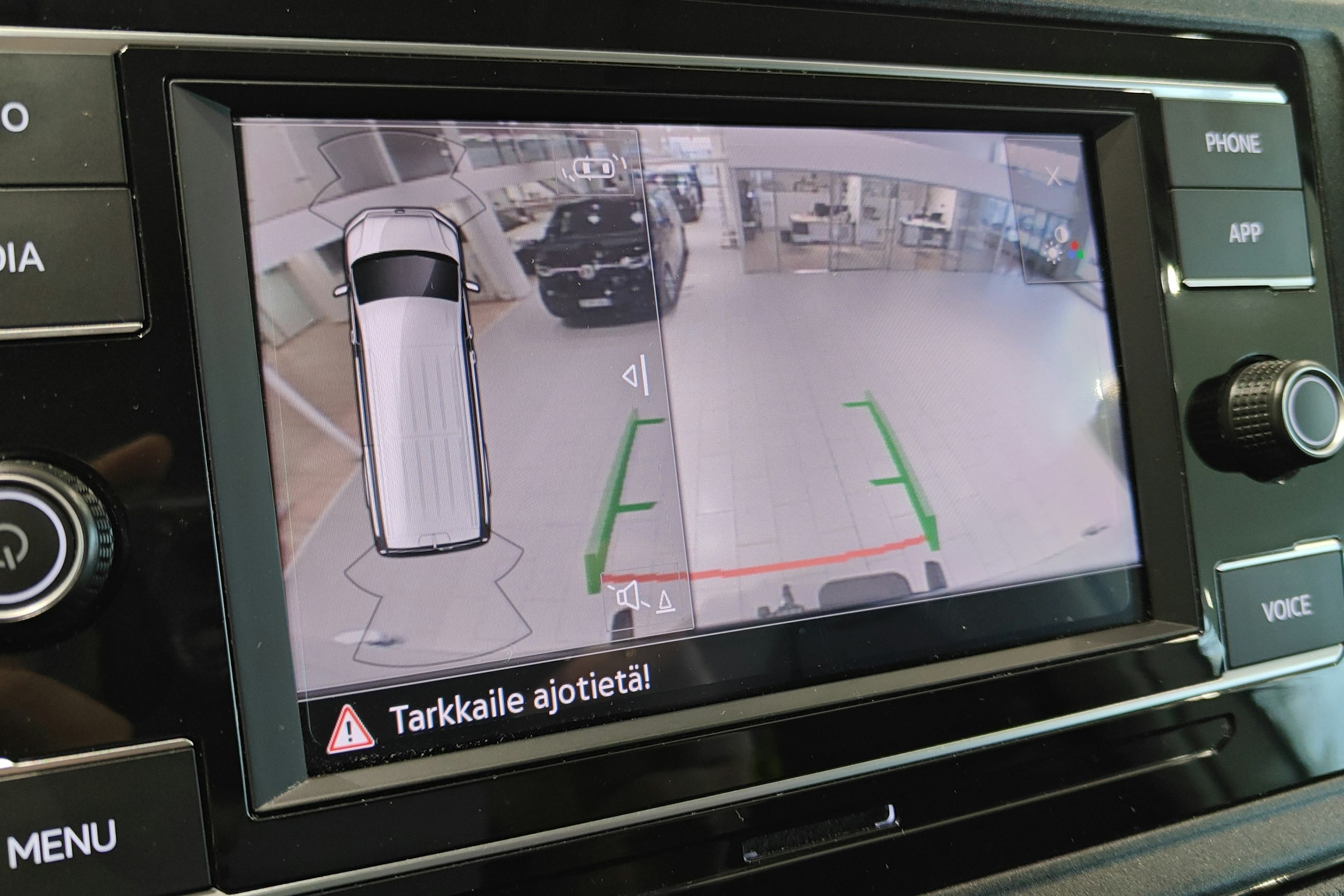 valkoinen Volkswagen Crafter 2025 kuva 15.