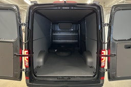 harmaa Volkswagen Crafter 2025 kuva 23.