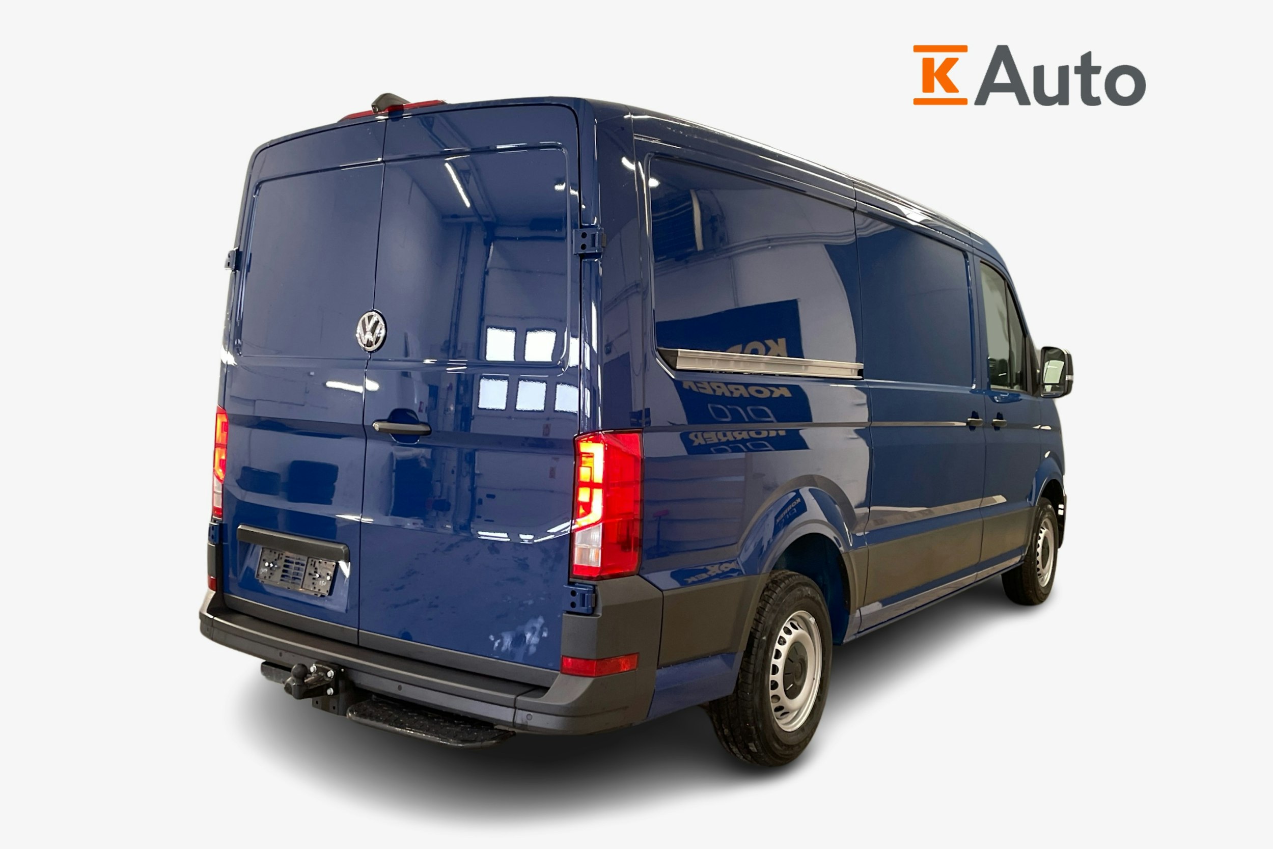 sininen Volkswagen Crafter 2025 kuva 2.