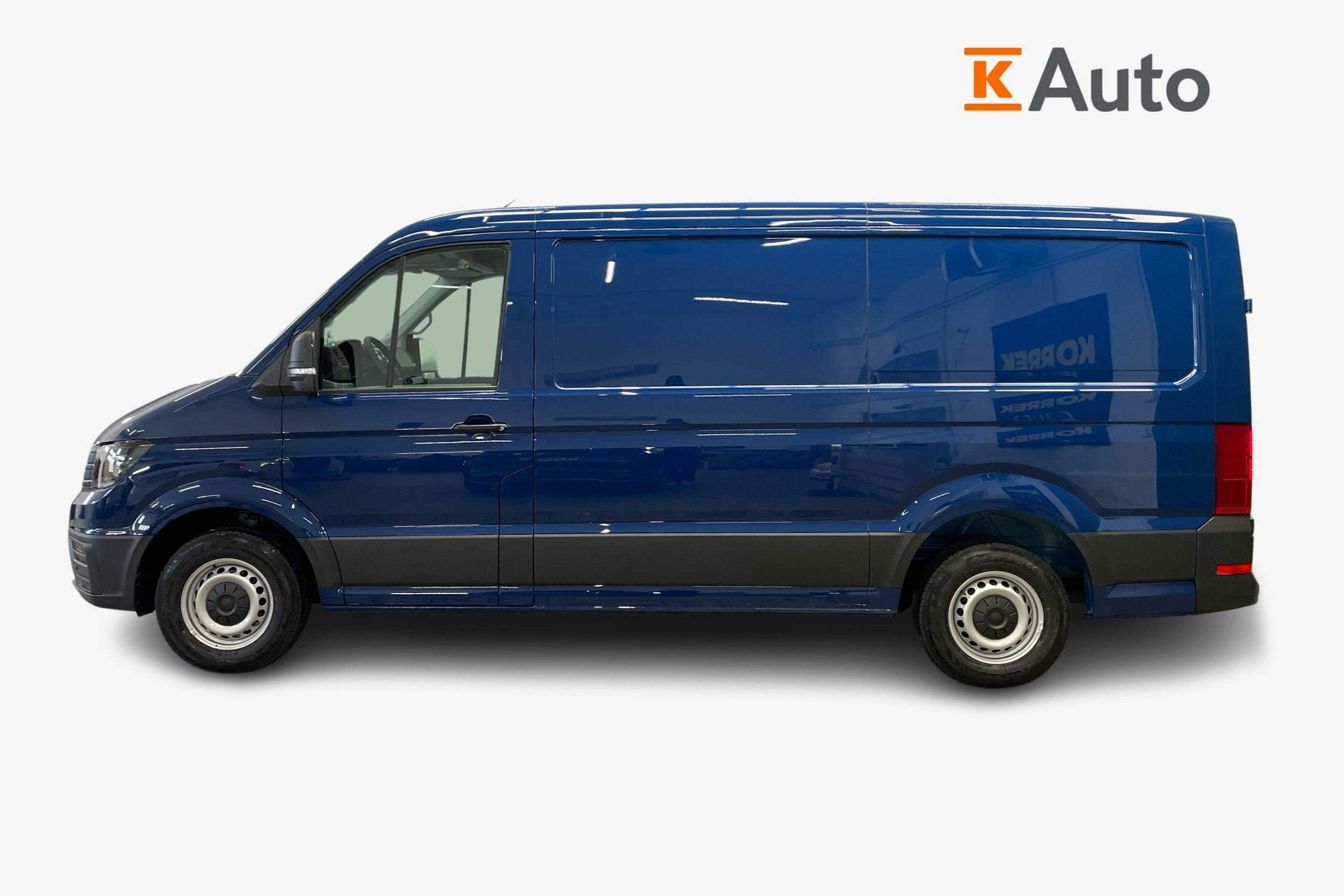 sininen Volkswagen Crafter 2025 kuva 5.