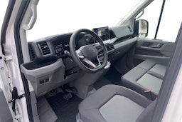 valkoinen Volkswagen Crafter 2025 kuva 8.