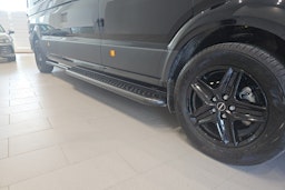 harmaa Volkswagen Crafter 2025 kuva 17.