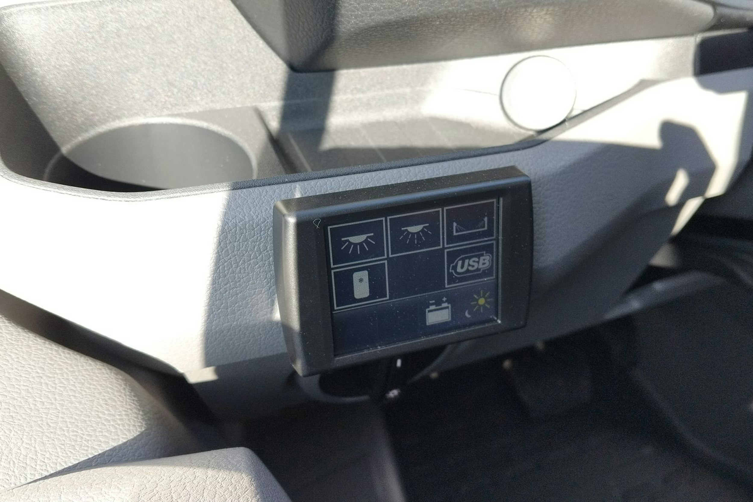 hopea Volkswagen Crafter 2025 kuva 19.