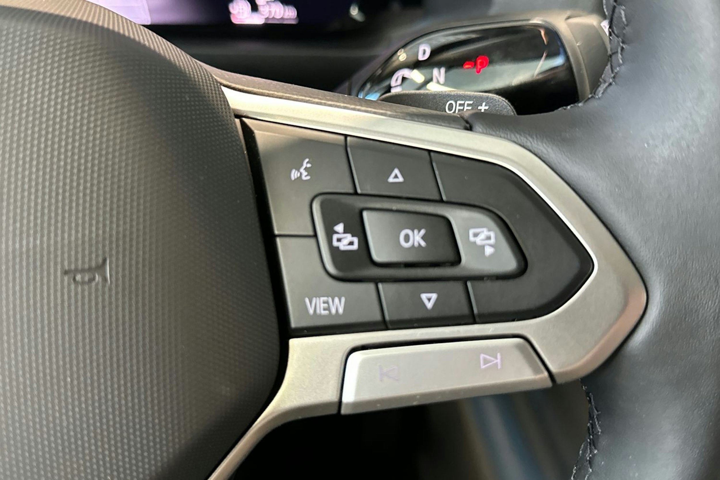 harmaa Volkswagen Crafter 2025 kuva 19.