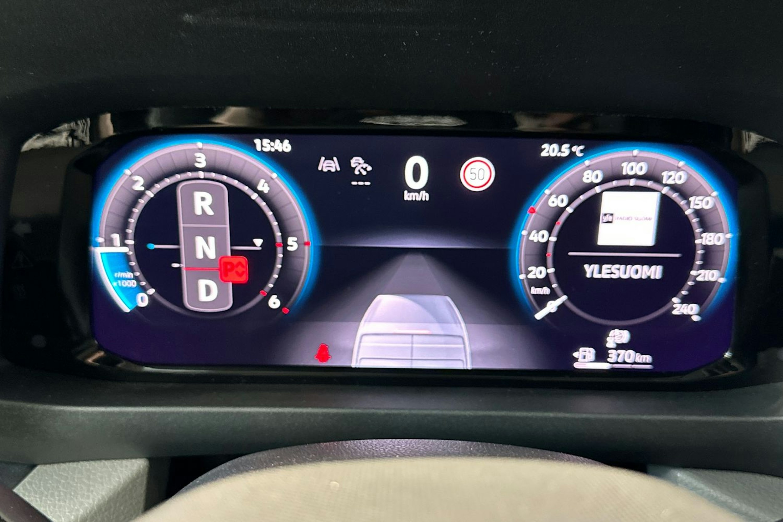 harmaa Volkswagen Crafter 2025 kuva 20.