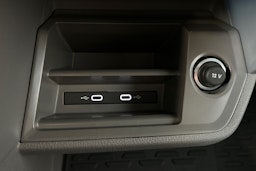 harmaa Volkswagen Crafter 2025 kuva 28.