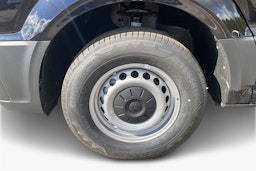 musta Volkswagen Crafter 2025 kuva 10.
