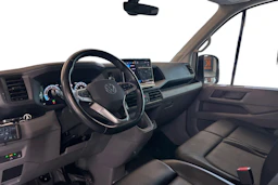 valkoinen Volkswagen Crafter 2025 kuva 8.