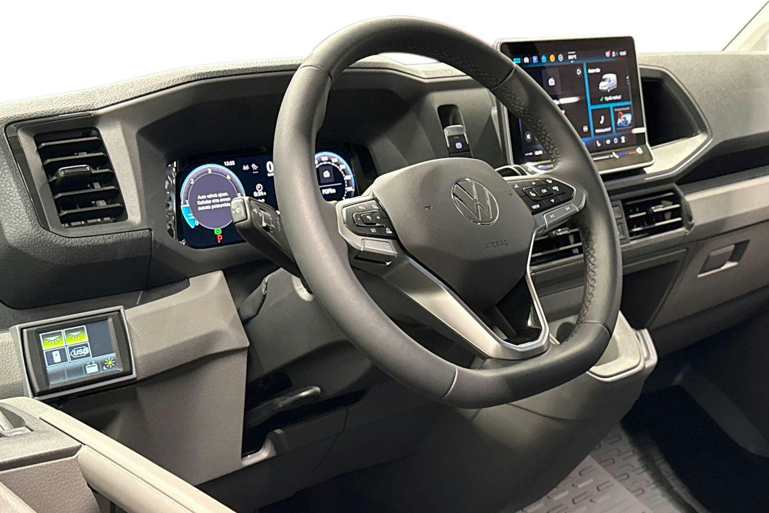 met. musta Volkswagen Crafter 2026 kuva 6.