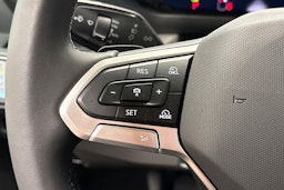 met. musta Volkswagen Crafter 2026 kuva 17.