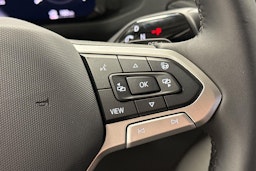 met. musta Volkswagen Crafter 2026 kuva 18.