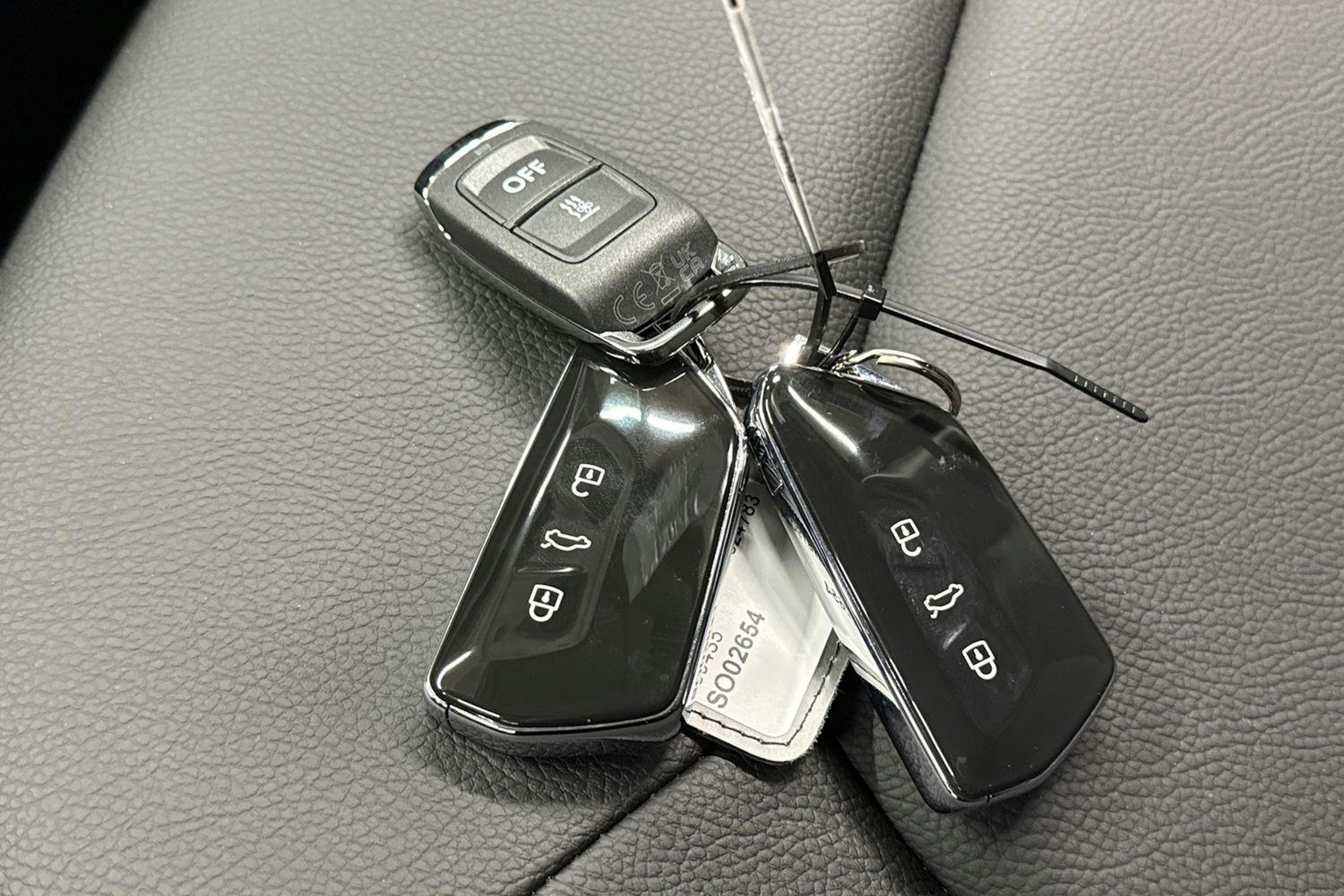 met. musta Volkswagen Crafter 2026 kuva 25.