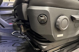 met. musta Volkswagen Crafter 2026 kuva 27.