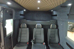 met. musta Volkswagen Crafter 2026 kuva 25.