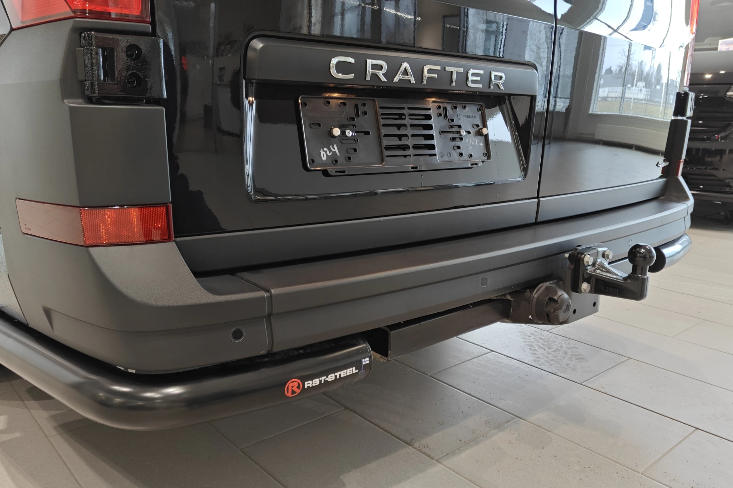 met. musta Volkswagen Crafter 2026 kuva 29.