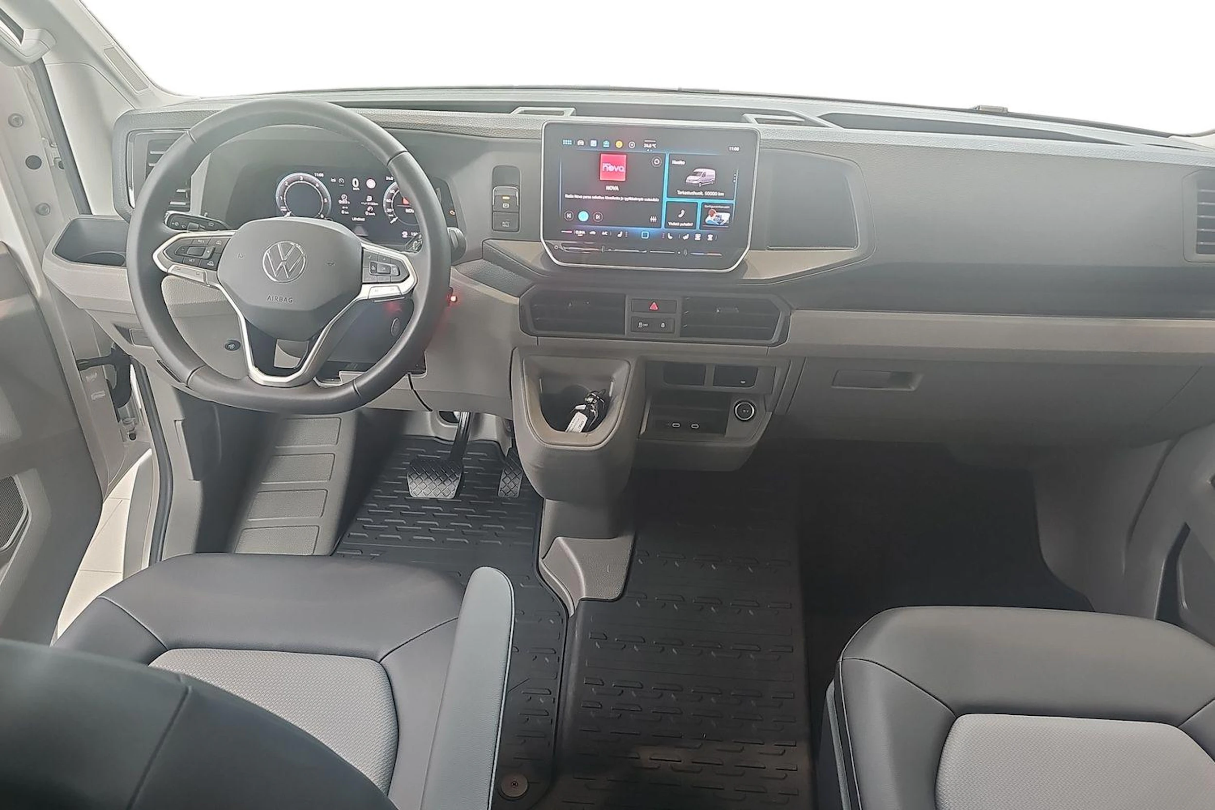 valkoinen Volkswagen Crafter 2026 kuva 9.
