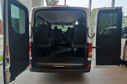 valkoinen Volkswagen Crafter 2026 kuva 16.