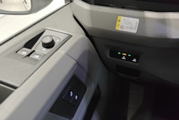 valkoinen Volkswagen Crafter 2026 kuva 12.