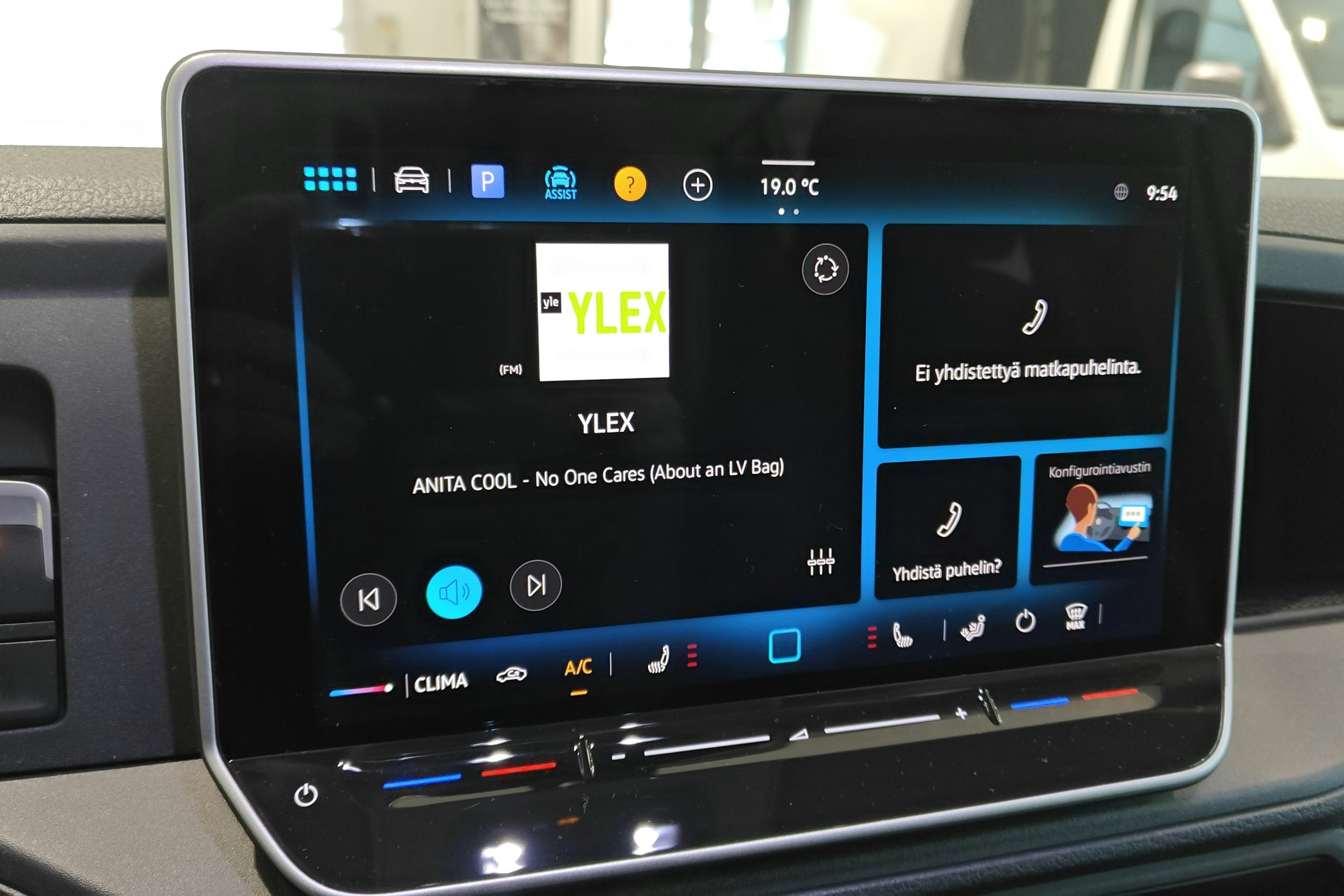 valkoinen Volkswagen Crafter 2026 kuva 14.