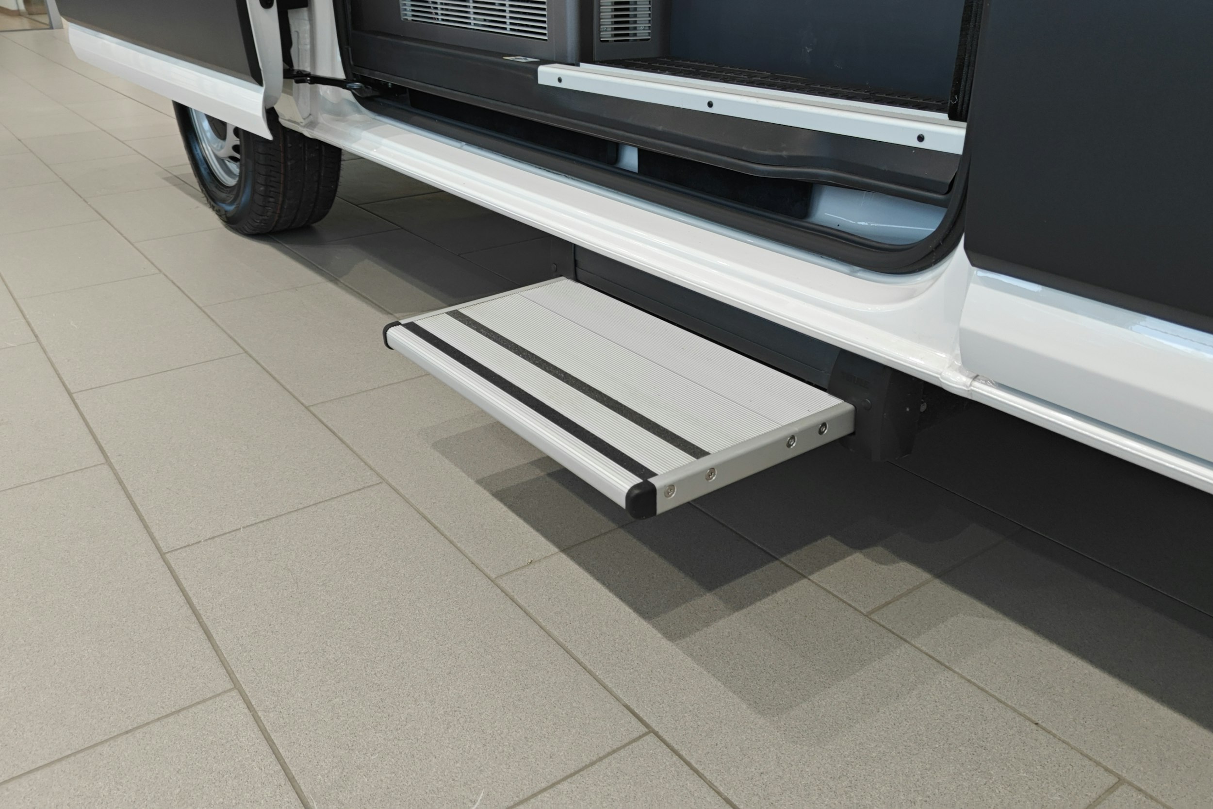 valkoinen Volkswagen Crafter 2026 kuva 18.