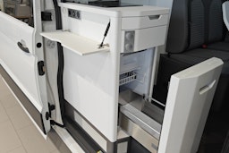 valkoinen Volkswagen Crafter 2026 kuva 19.