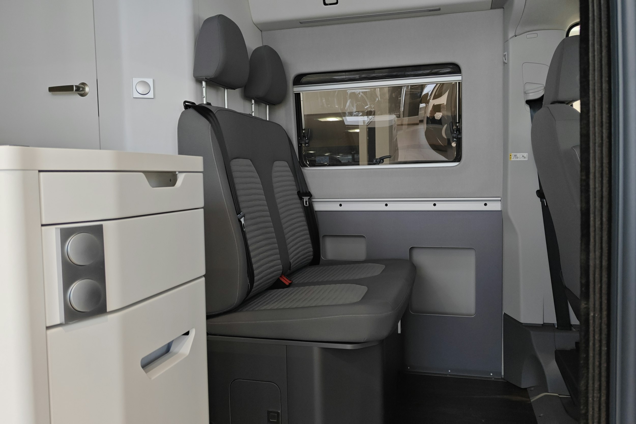 valkoinen Volkswagen Crafter 2026 kuva 21.